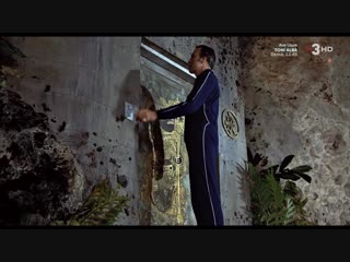007 the man with the golden gun (1974) man with the golden gun sexy scene 02