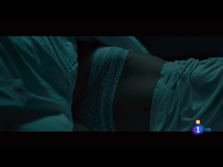 while you sleep (2011) marta etrura sexy scene 04